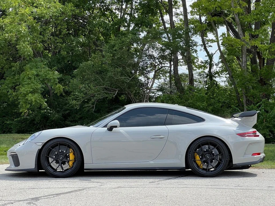2018 Porsche 991 GT3 - Image 2 of 31