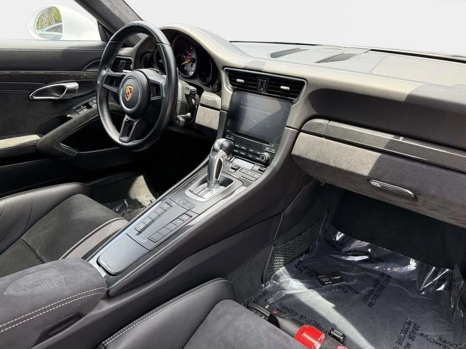 2018 Porsche 991 GT3 - Image 28 of 31
