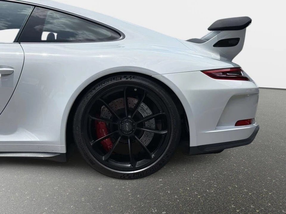 2018 Porsche 991 GT3 - Image 15 of 31