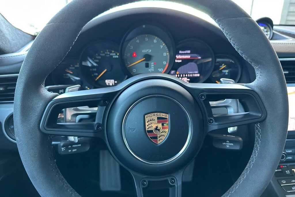 2018 Porsche 991 GT3 - Image 27 of 31