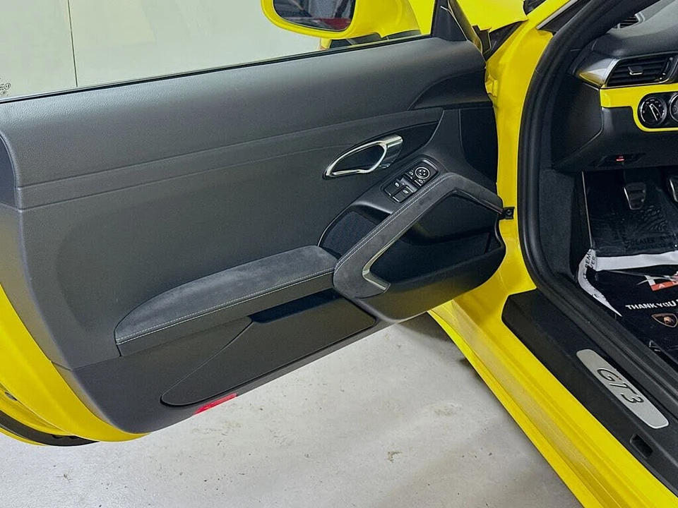 2018 Porsche 991 GT3 - Image 13 of 17