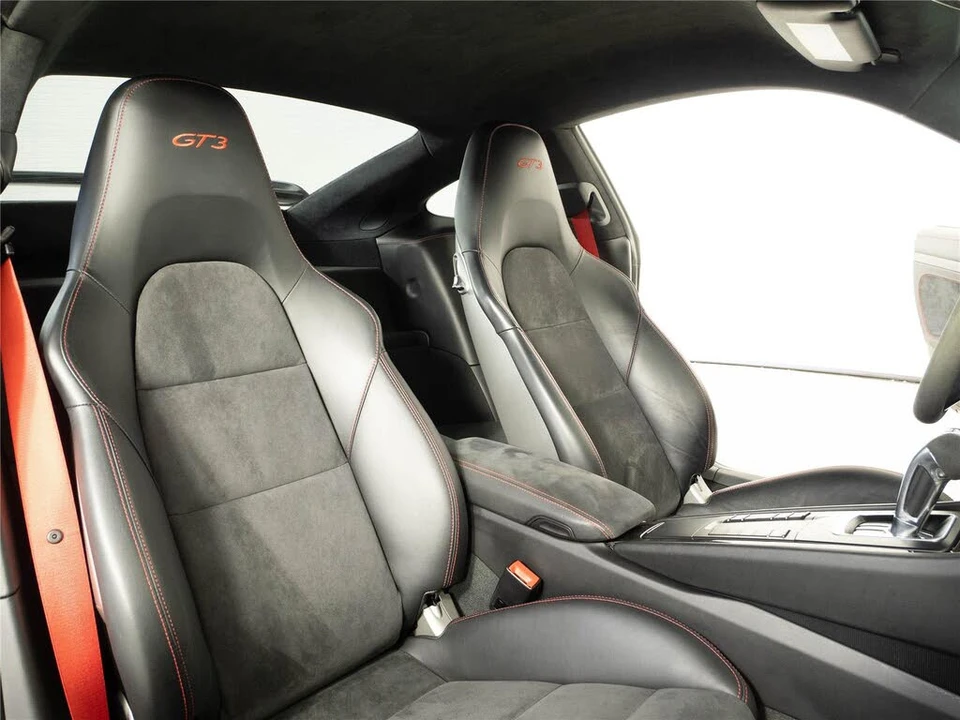 2018 Porsche 991 GT3 - Image 17 of 28