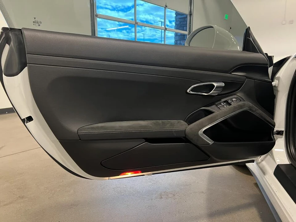 2018 Porsche 991 GT3 - Image 26 of 31