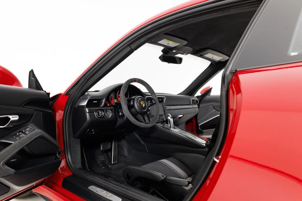 2018 Porsche 991 GT3 - Image 14 of 31