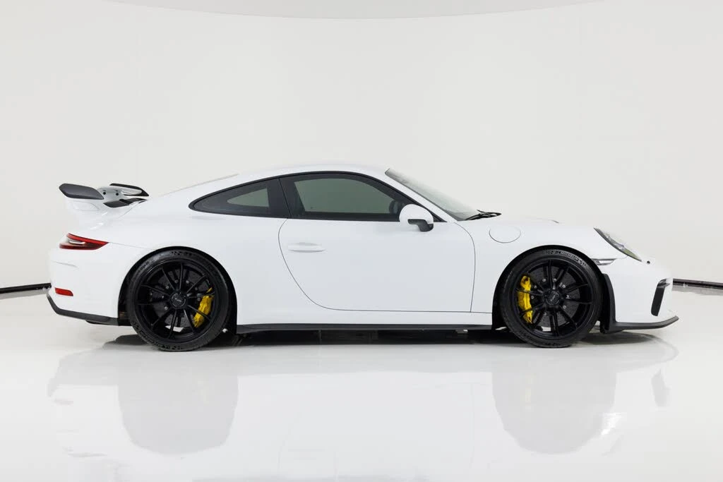 2018 Porsche 991 GT3 - Image 2 of 31