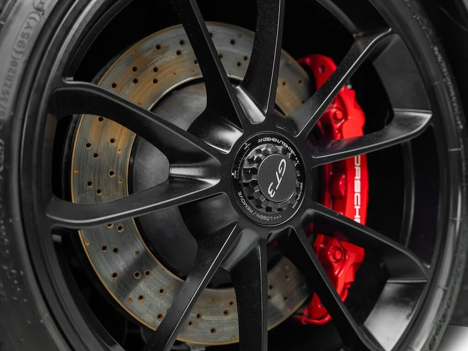 2018 Porsche 991 GT3 - Image 24 of 31