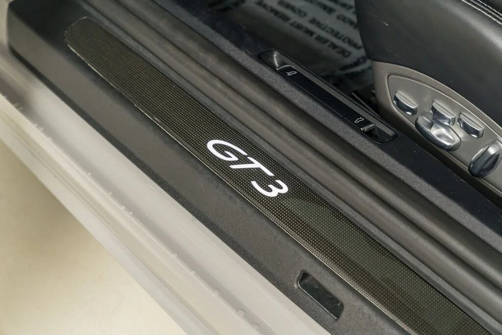 2018 Porsche 991 GT3 - Image 22 of 31