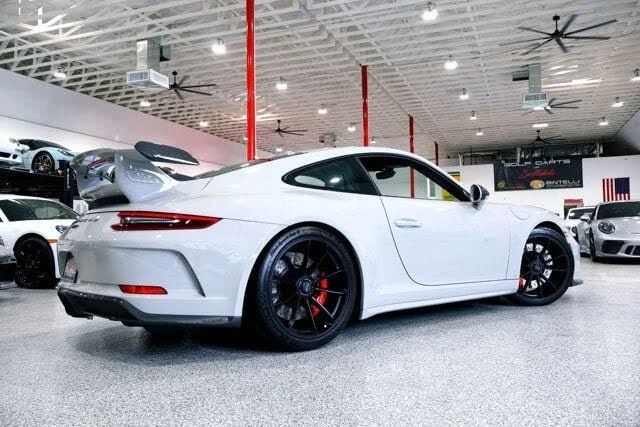 2018 Porsche 991 GT3 - Image 14 of 31