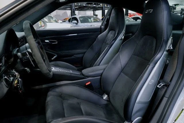 2018 Porsche 991 GT3 - Image 25 of 31