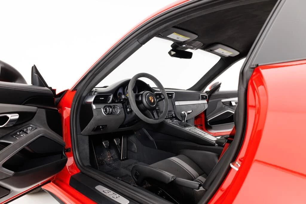 2018 Porsche 991 GT3 - Image 14 of 31