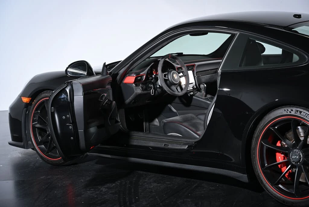 2018 Porsche 991 GT3 - Image 13 of 31