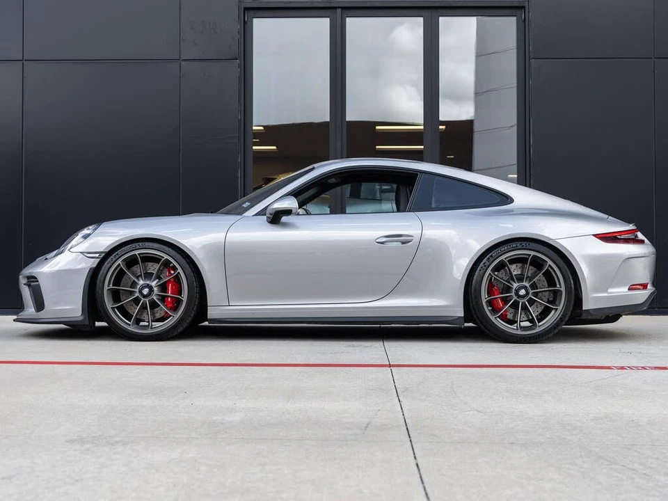 2018 Porsche 991 GT3 - Image 2 of 31