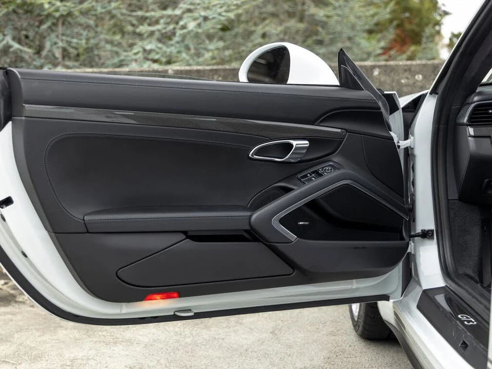 2018 Porsche 991 GT3 - Image 23 of 31