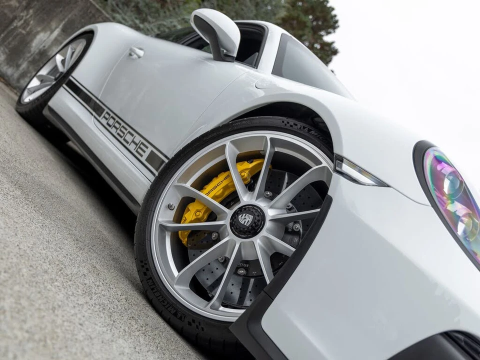 2018 Porsche 991 GT3 - Image 14 of 31