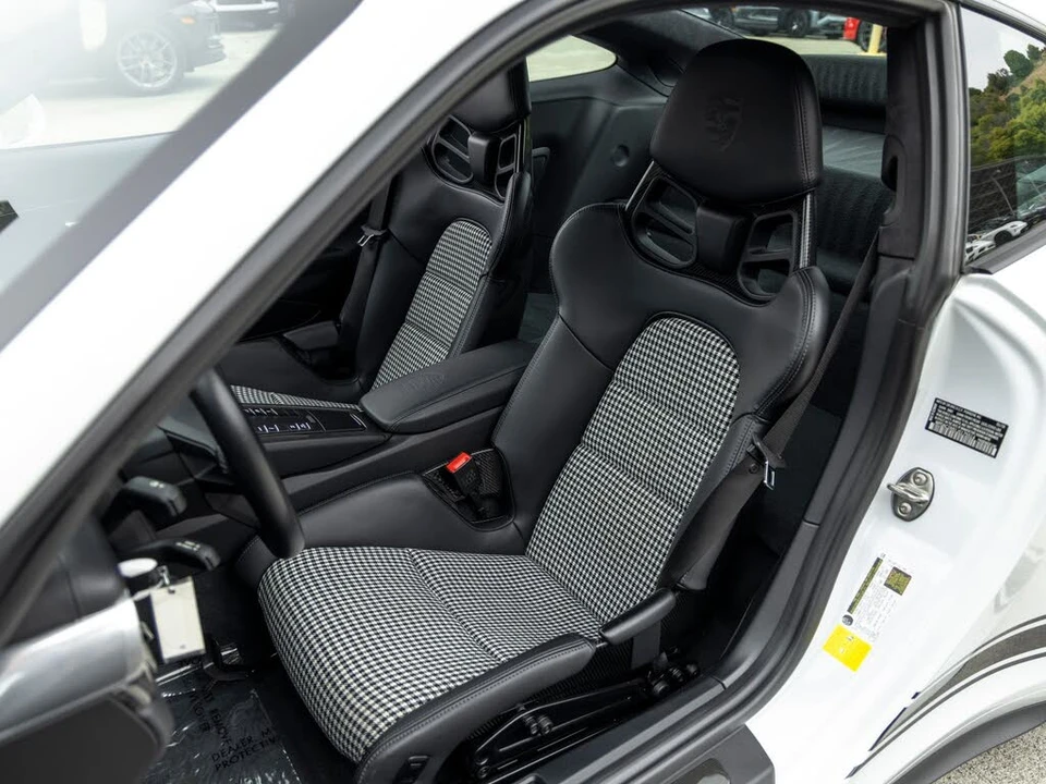 2018 Porsche 991 GT3 - Image 5 of 31