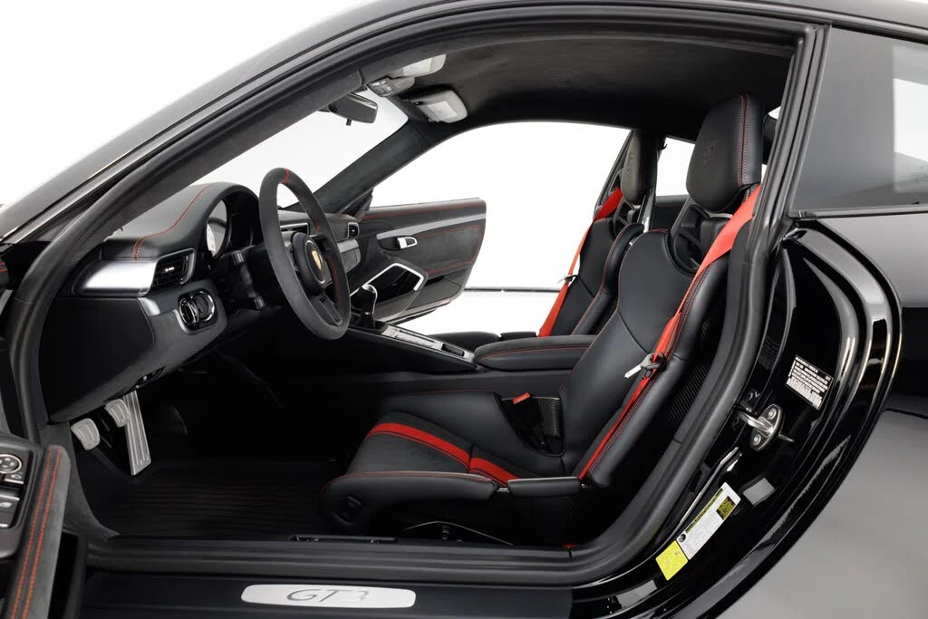 2018 Porsche 991 GT3 - Image 15 of 31