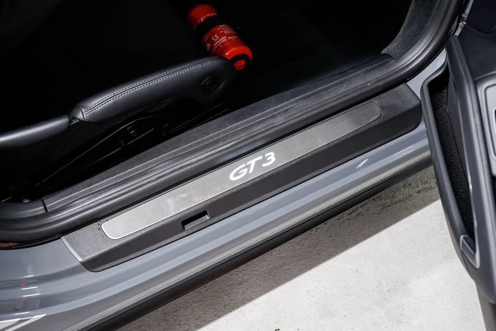 2018 Porsche 991 GT3 - Image 25 of 31
