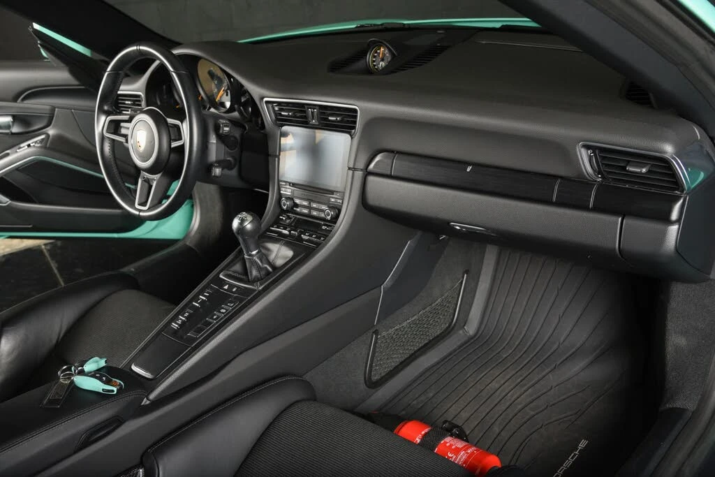 2018 Porsche 991 GT3 - Image 28 of 31