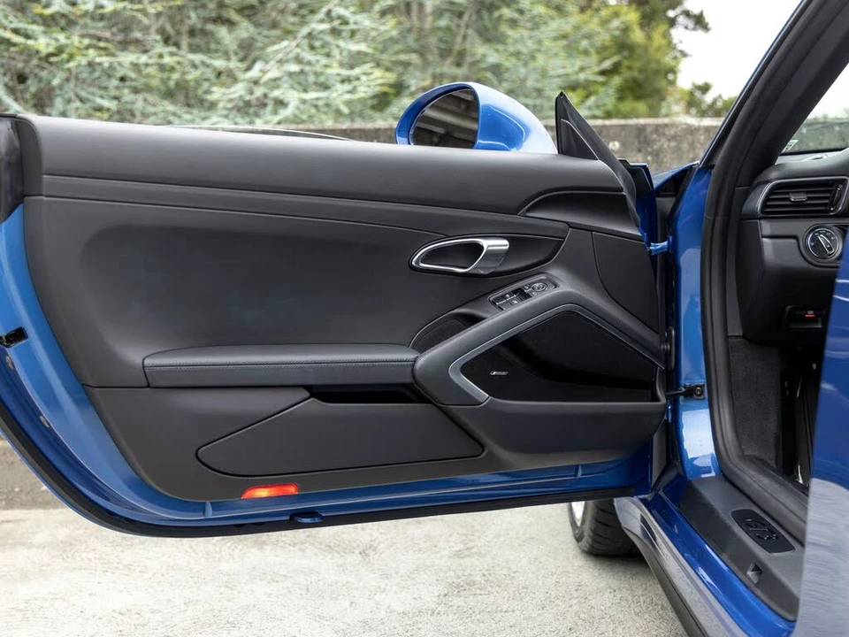 2018 Porsche 991 GT3 - Image 23 of 31