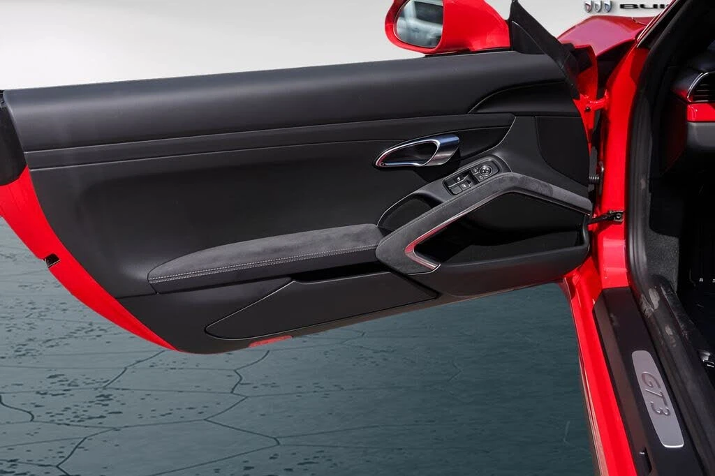 2018 Porsche 991 GT3 - Image 27 of 31