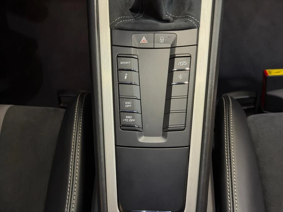 2018 Porsche 991 GT3 - Image 21 of 27