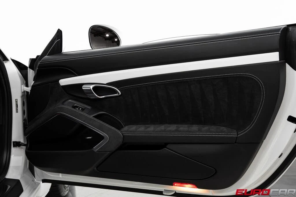 2018 Porsche 991 GT3 - Image 26 of 31