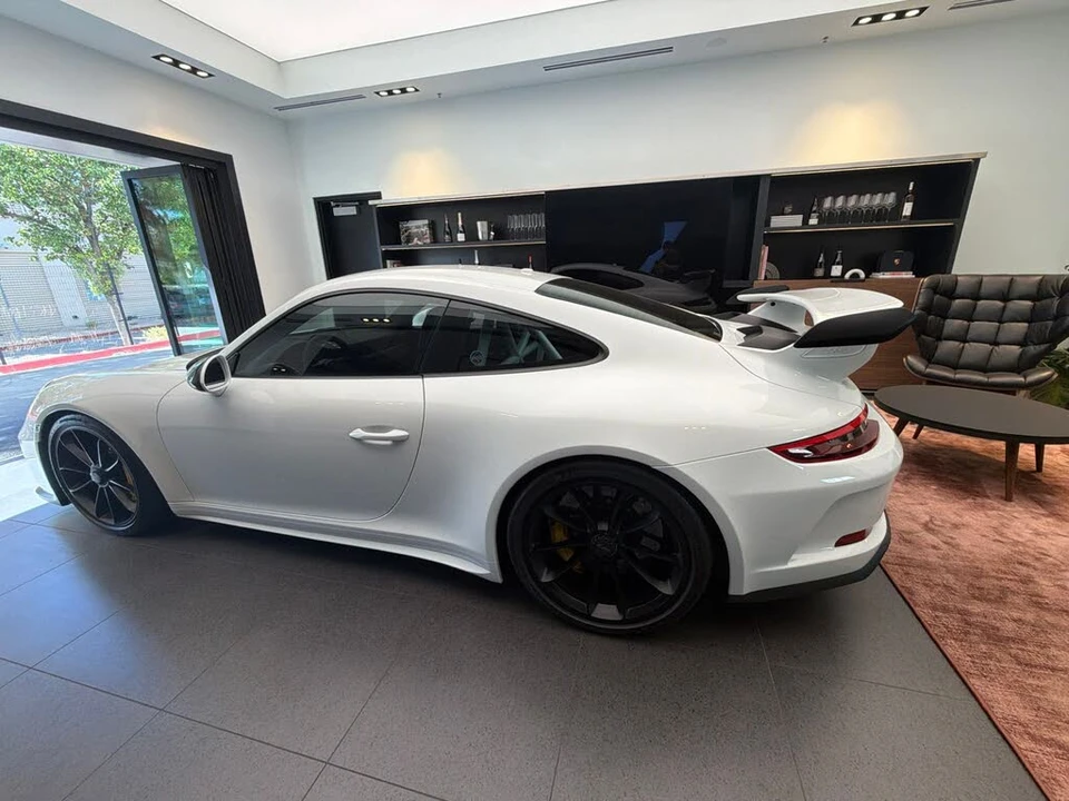 2018 Porsche 991 GT3 - Image 7 of 9