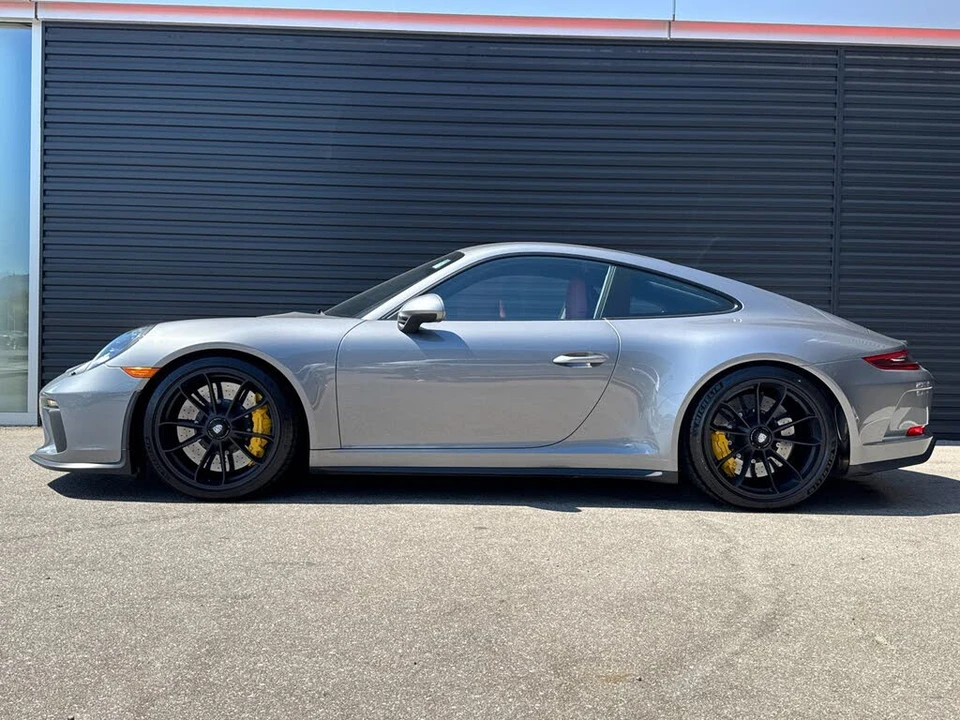 2018 Porsche 991 GT3 - Image 2 of 31