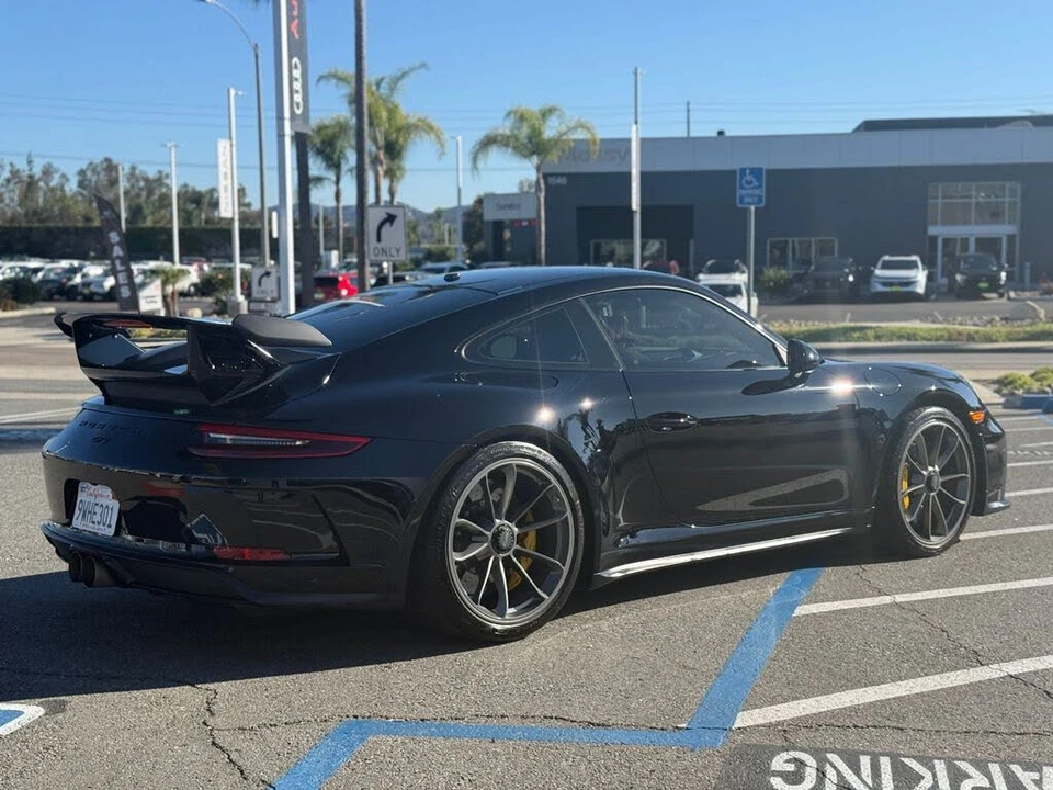 2018 Porsche 991 GT3 - Image 5 of 18