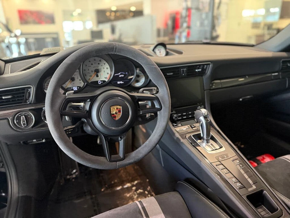 2018 Porsche 991 GT3 - Image 15 of 18
