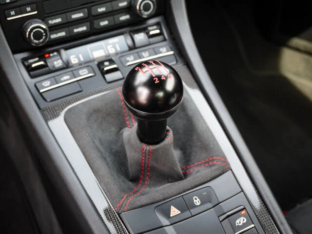 2018 Porsche 991 GT3 - Image 18 of 31