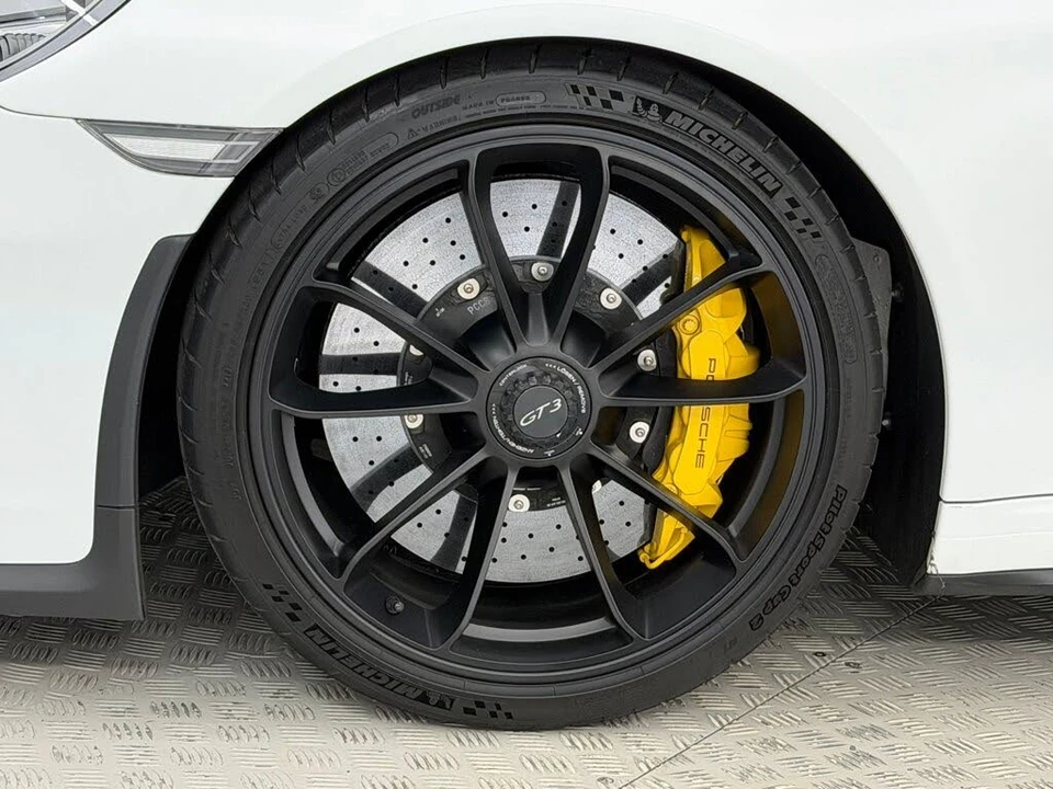 2018 Porsche 991 GT3 - Image 12 of 31