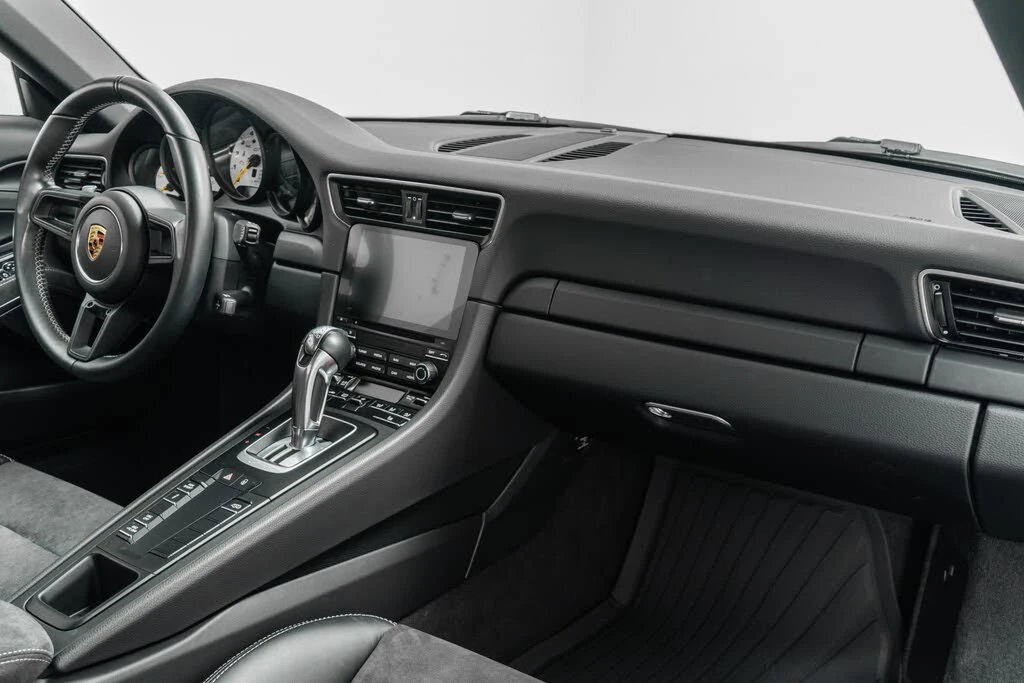 2018 Porsche 991 GT3 - Image 14 of 31
