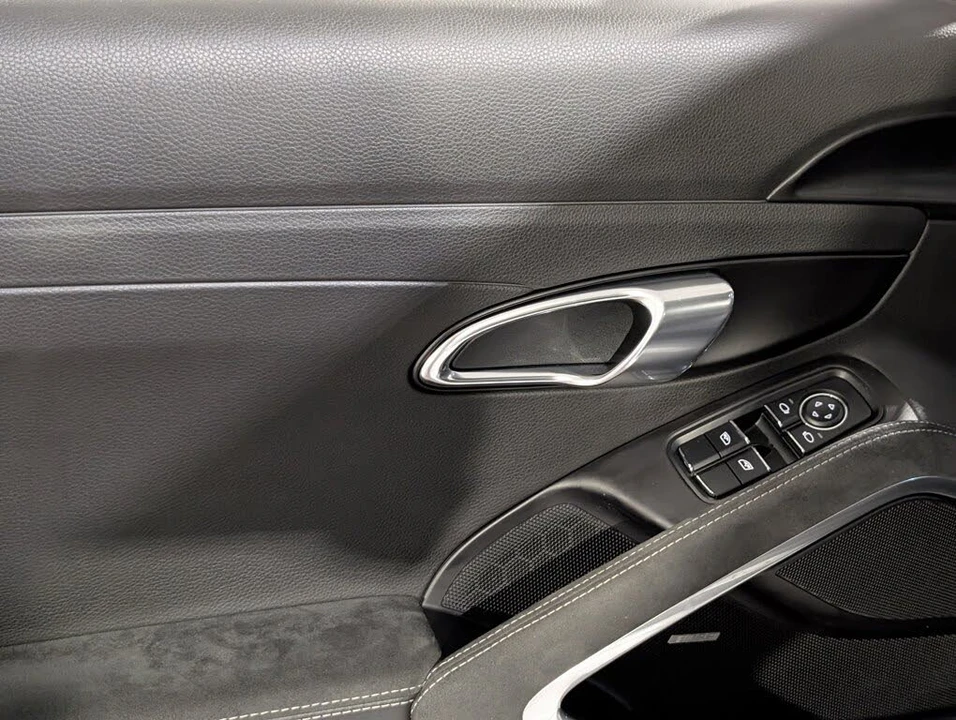 2018 Porsche 991 GT3 - Image 20 of 31