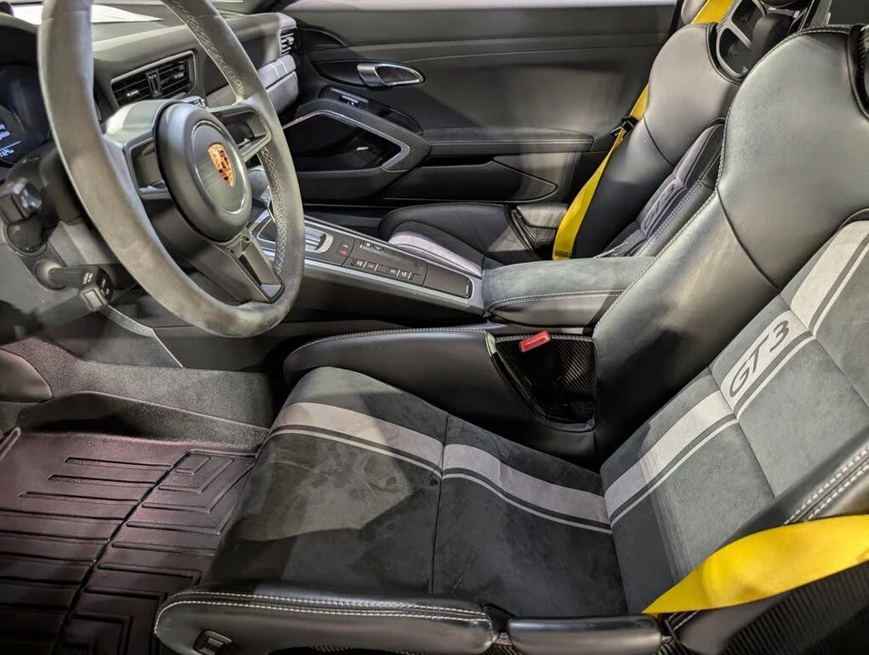 2018 Porsche 991 GT3 - Image 4 of 31