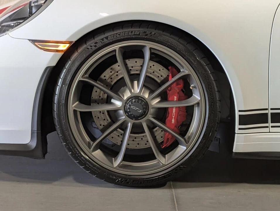 2018 Porsche 991 GT3 - Image 14 of 31