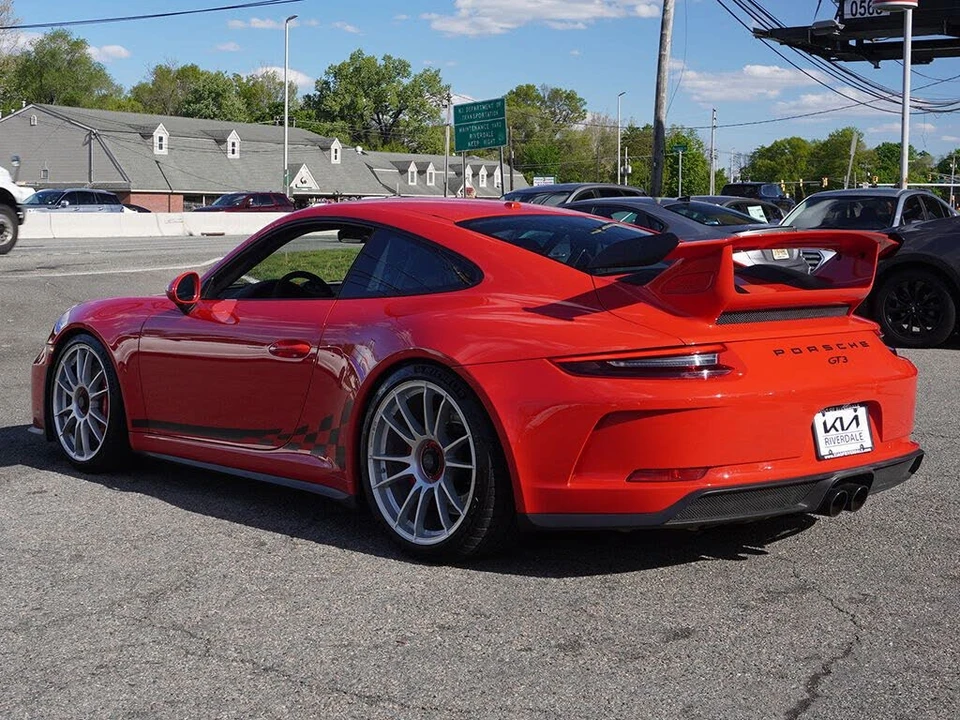 2018 Porsche 991 GT3 - Image 5 of 31