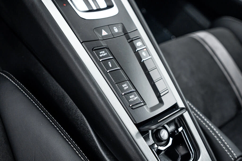 2018 Porsche 991 GT3 - Image 16 of 26