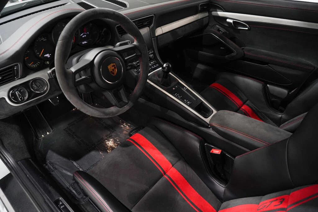 2018 Porsche 991 GT3 - Image 2 of 31