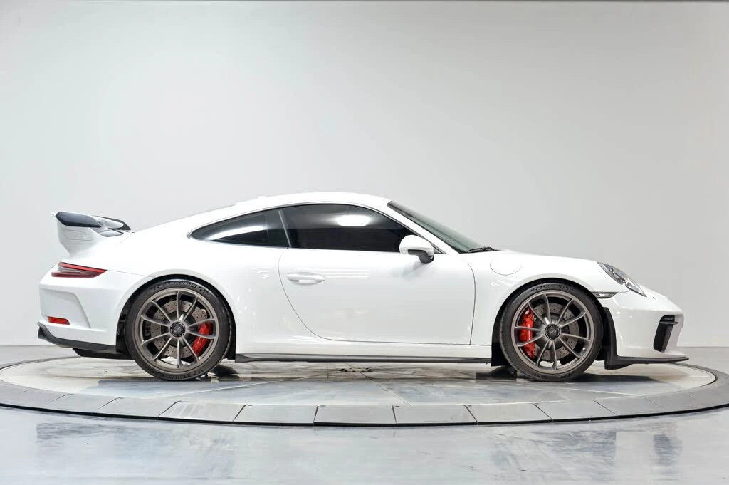 2018 Porsche 991 GT3 - Image 19 of 31