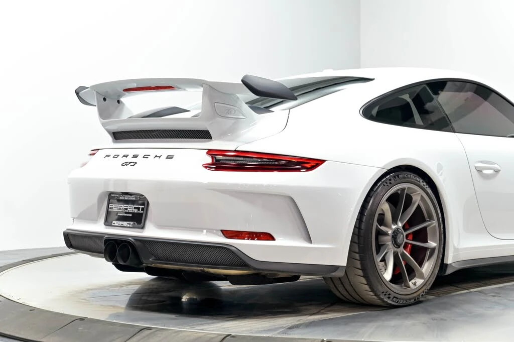 2018 Porsche 991 GT3 - Image 18 of 31