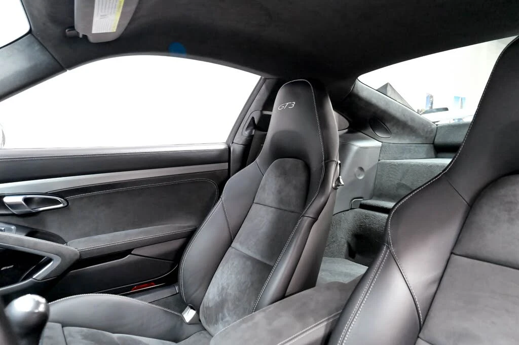 2018 Porsche 991 GT3 - Image 15 of 31