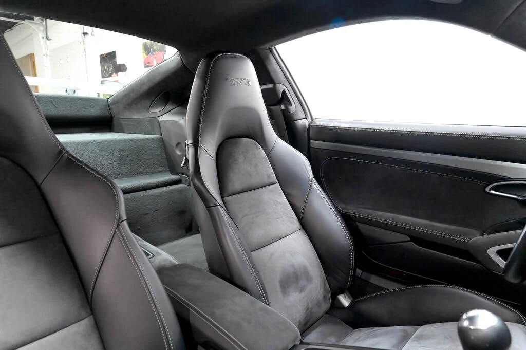 2018 Porsche 991 GT3 - Image 25 of 31