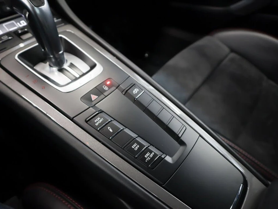 2018 Porsche 991 GT3 - Image 17 of 29