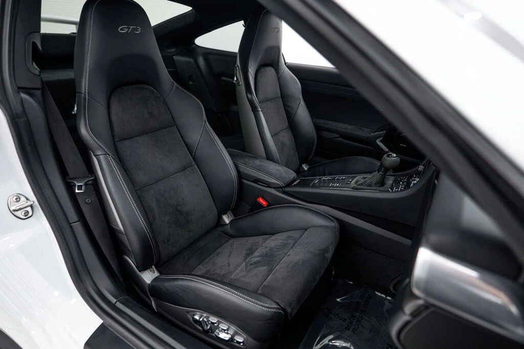 2018 Porsche 991 GT3 - Image 16 of 28