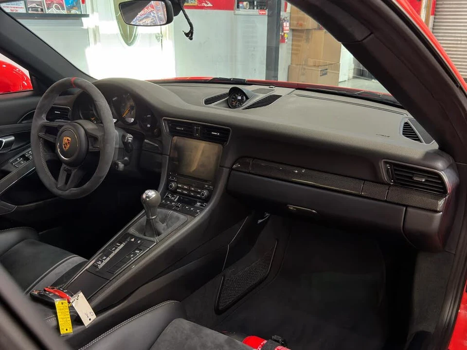 2018 Porsche 991 GT3 - Image 21 of 31