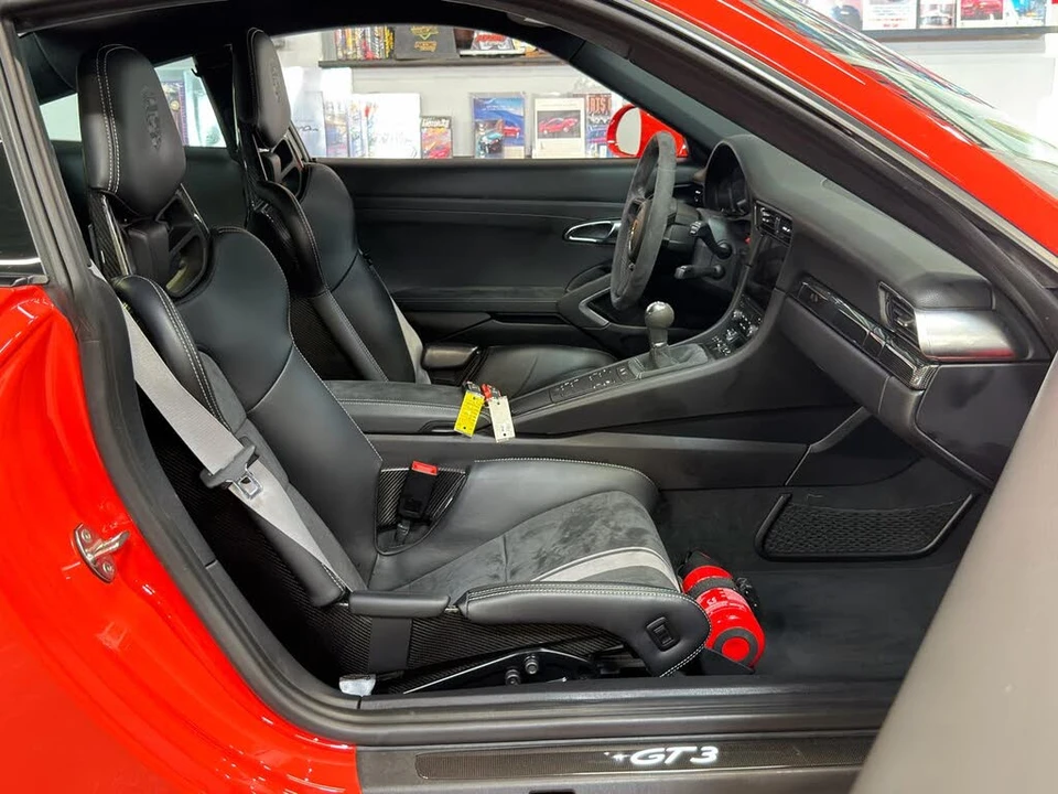 2018 Porsche 991 GT3 - Image 26 of 31