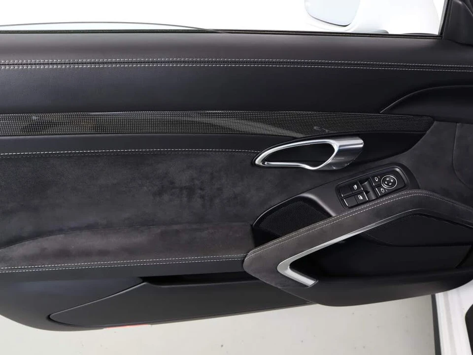 2018 Porsche 991 GT3 - Image 22 of 27