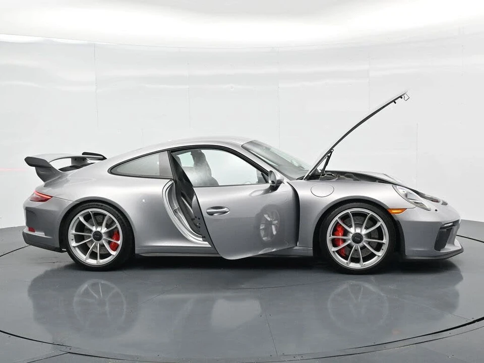 2018 Porsche 991 GT3 - Image 22 of 27