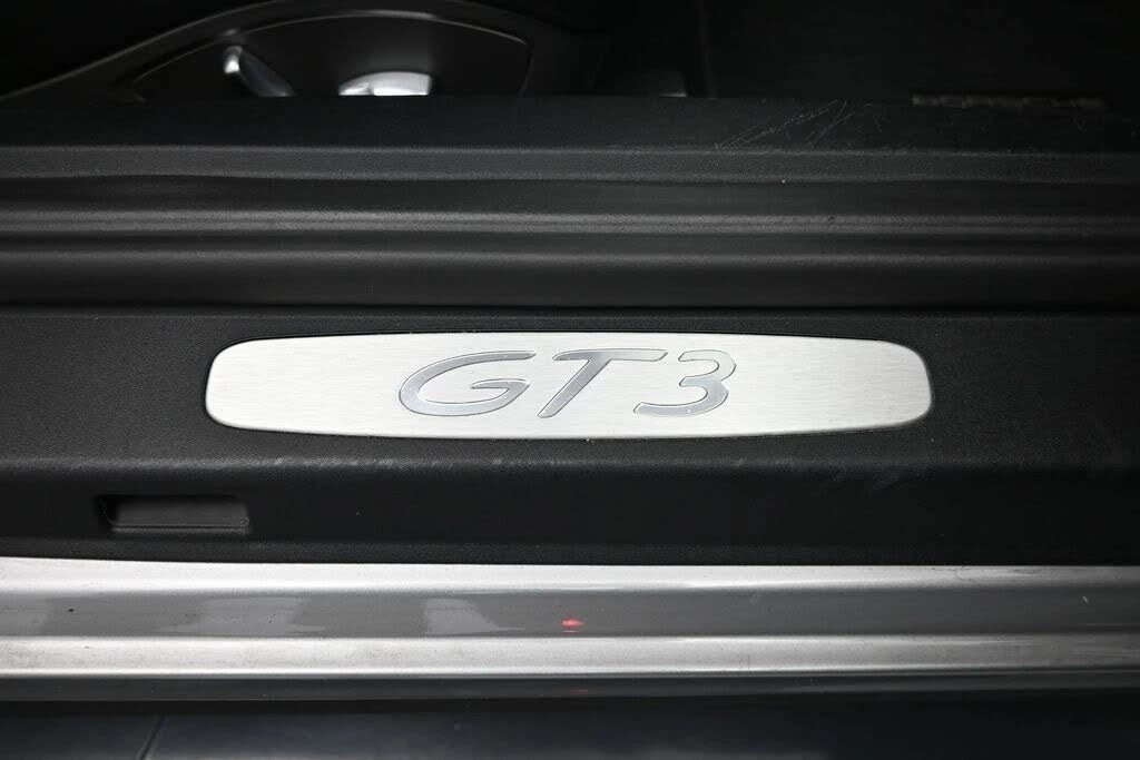 2018 Porsche 991 GT3 - Image 19 of 27